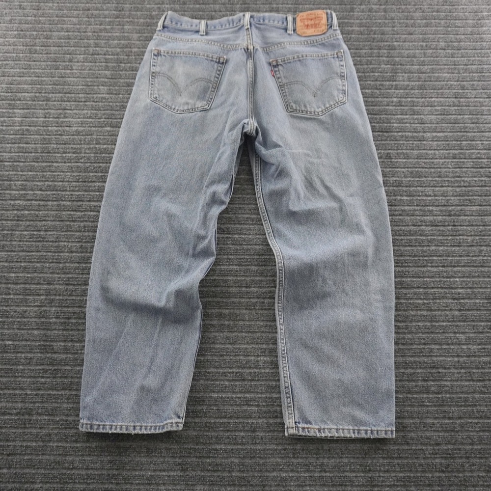 Vintage Levi's 550 Relaxed Fit Jeans Mens 38x30 Light Wash Blue Denim